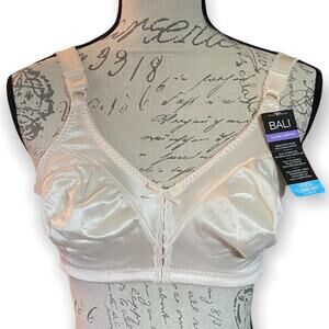 Bali No Underwire 36C $40 Light Beige Bra NWT